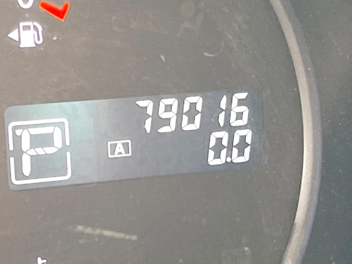2011 Nissan Elgrand DBA-TE52 (UW-6a0931c2d30ef)[2]