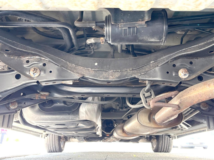 2011 Nissan Elgrand DBA-TE52 (UW-6a0931c2d30ef)[24]