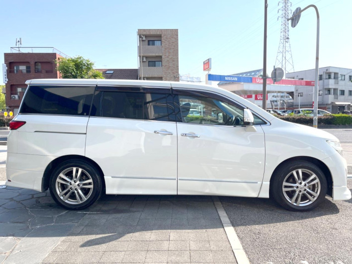 2011 Nissan Elgrand DBA-TE52 (UW-6a0931c2d30ef)[15]