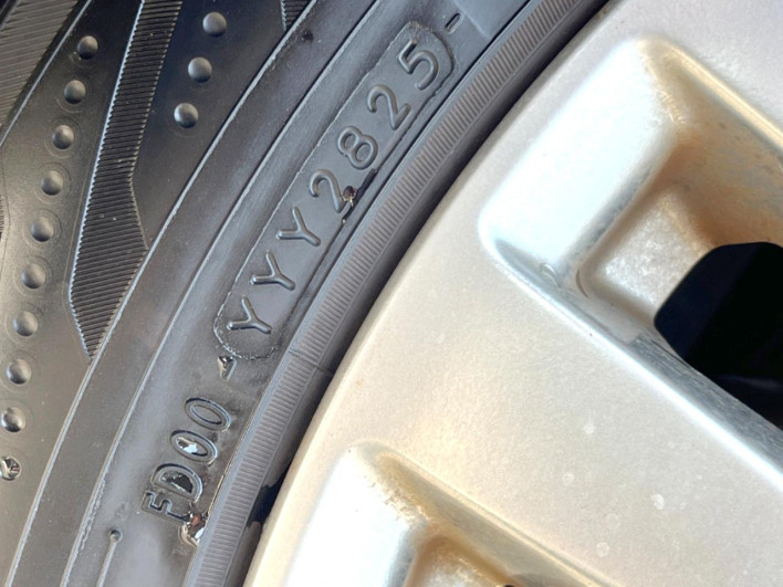 2011 Nissan Elgrand DBA-TE52 (UW-6a0931c2d30ef)[7]