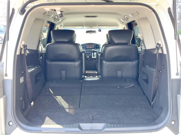 2011 Nissan Elgrand DBA-TE52 (UW-6a0931c2d30ef)[28]