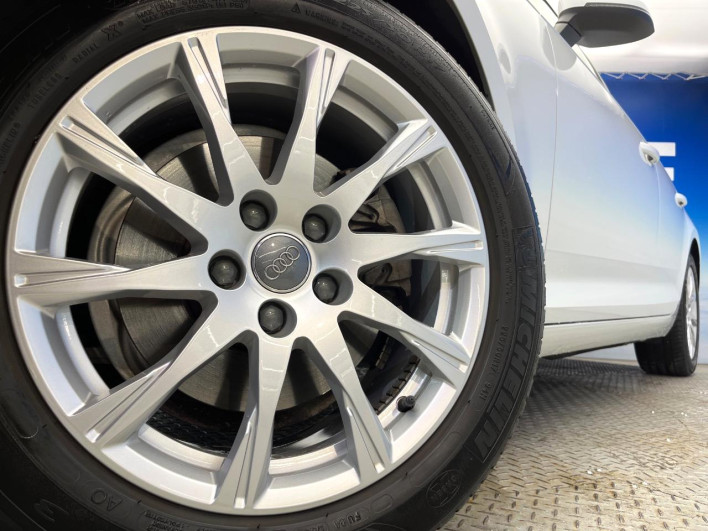 2016 Audi A4 ABA-8WCVK (UW-6a0931d01e699)[6]