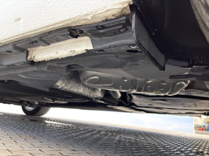 2016 Audi A4 ABA-8WCVK (UW-6a0931d01e699)[23]