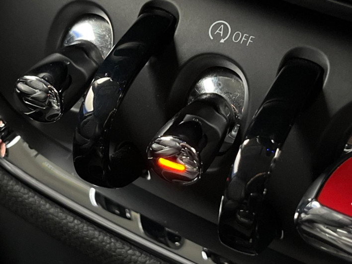 2021 Rover Mini 3DA-BB20M (UW-6a0931d393b9b)[16]