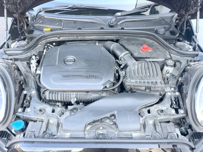 2024 Rover Mini 3BA-XR20MW (UW-6a0931d43d7fd)[4]