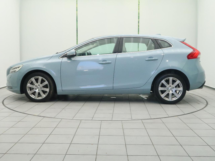 2016 Volvo V40 LDA-MD4204T (UW-6a0931d76e405)[6]