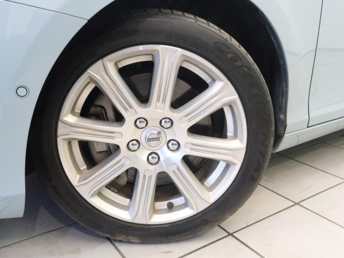 2016 Volvo V40 LDA-MD4204T (UW-6a0931d76e405)[4]