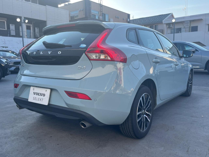2018 Volvo V40 LDA-MD4204T (UW-6a0931d7734c8)[12]
