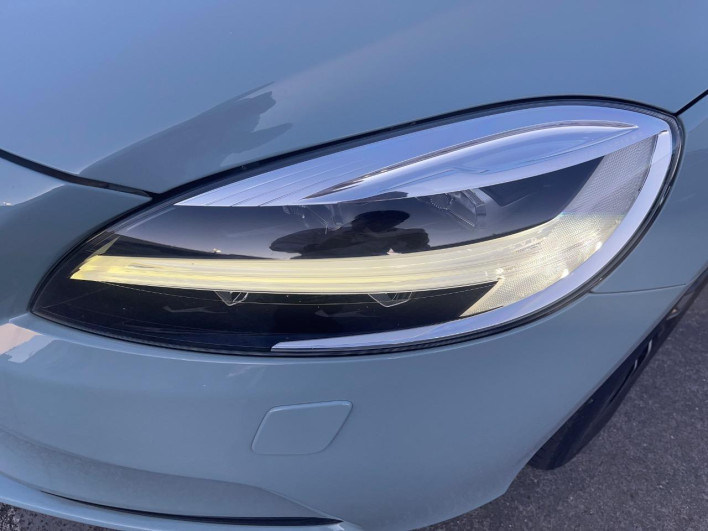 2018 Volvo V40 LDA-MD4204T (UW-6a0931d7734c8)[6]