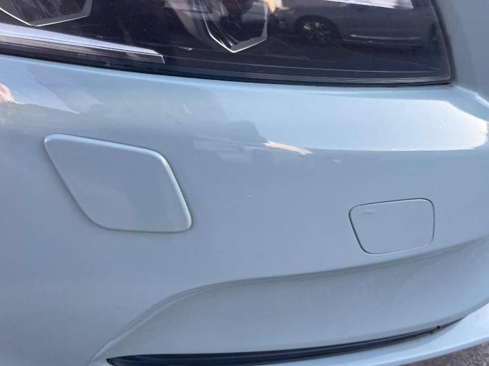 2018 Volvo V40 LDA-MD4204T (UW-6a0931d7734c8)[18]