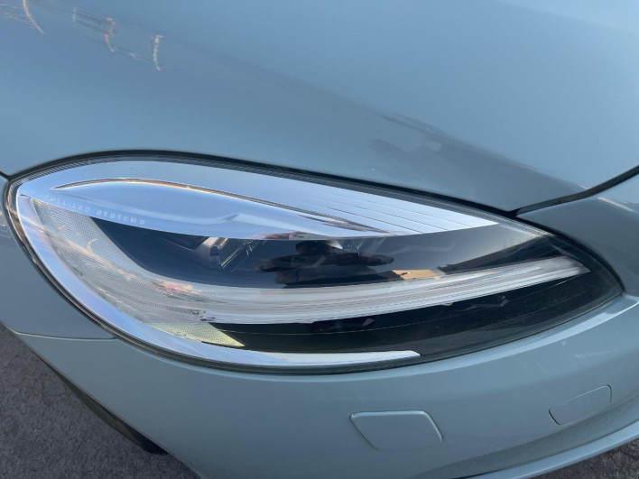 2018 Volvo V40 LDA-MD4204T (UW-6a0931d7734c8)[17]
