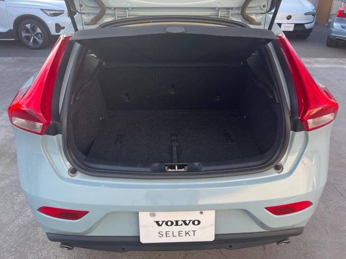 2018 Volvo V40 LDA-MD4204T (UW-6a0931d7734c8)[29]