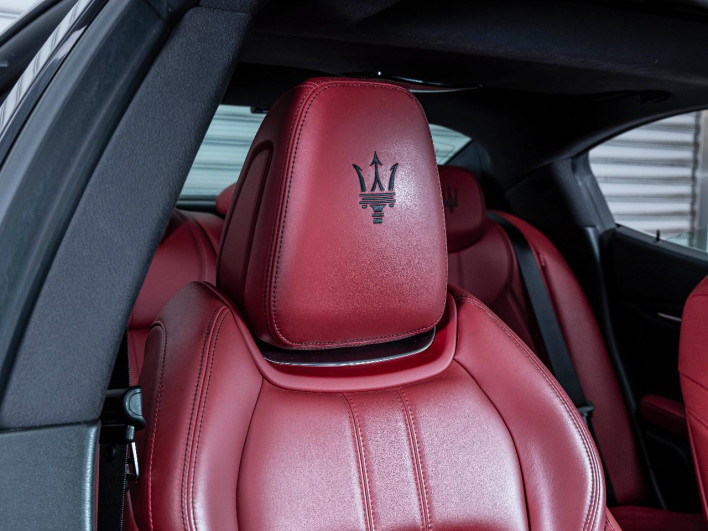 2021 Maserati Ghibli ABA-MG30C (UW-6a0931da830d6)[15]