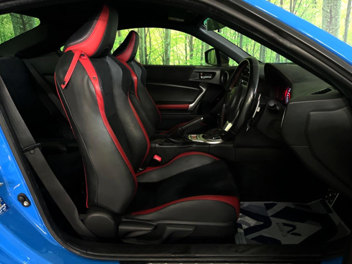 2018 Toyota 86 DBA-ZN6 (UW-6a0931dd9d838)[16]