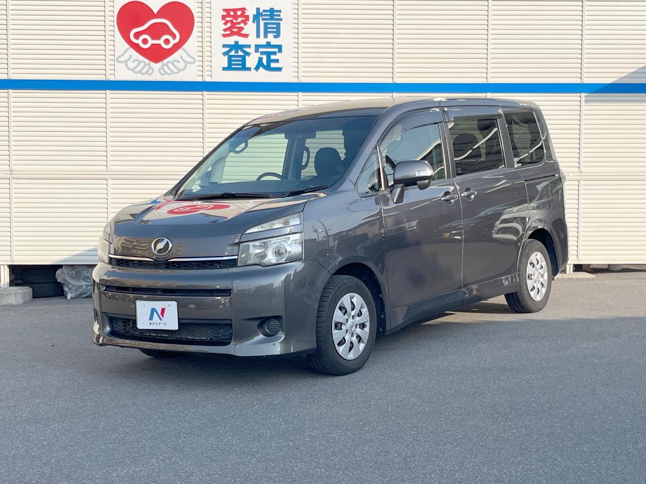 2011 Toyota Voxy DBA-ZRR70G