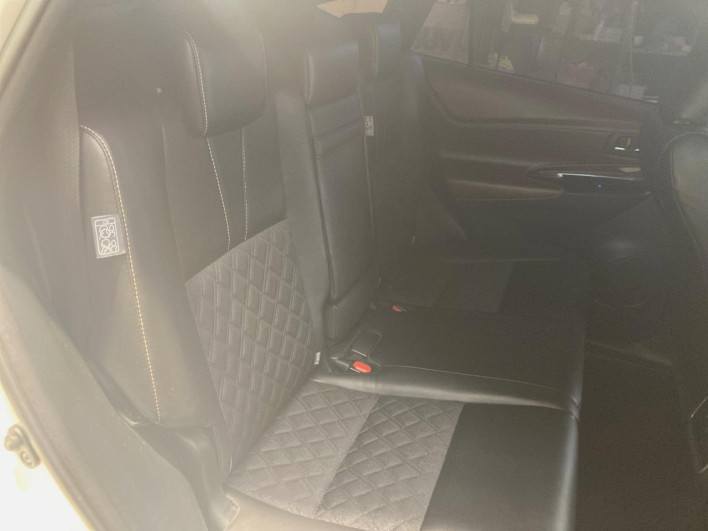 2017 Toyota Harrier DBA-ZSU60W (UW-6a0931e78a832)[29]