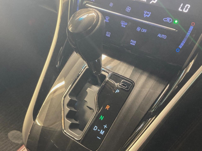 2017 Toyota Harrier DBA-ZSU60W (UW-6a0931e78a832)[13]