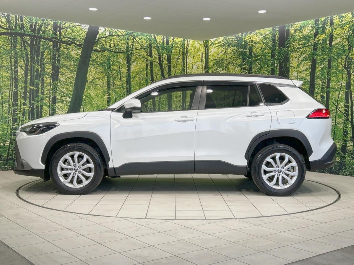 2022 Toyota Corolla Cross 6AA-ZVG11 (UW-6a0931e837d7d)[6]