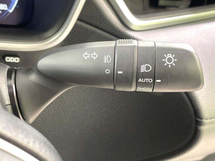 2025 Toyota Corolla Cross 6AA-ZVG13 (UW-6a0931e92f476)[26]