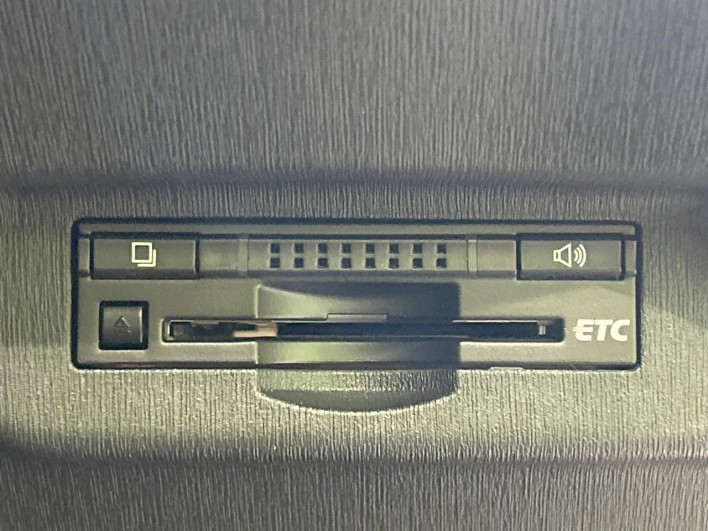 2014 Toyota Prius DAA-ZVW30 (UW-6a0931ec1b478)[16]