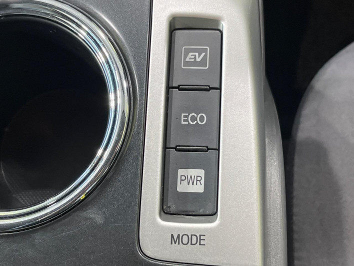 2012 Toyota Prius α DAA-ZVW41W (UW-6a0931ed02ab0)[25]