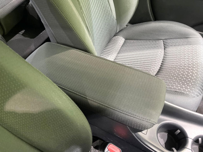 2017 Toyota Prius DAA-ZVW50 (UW-6a0931eed63ce)[27]