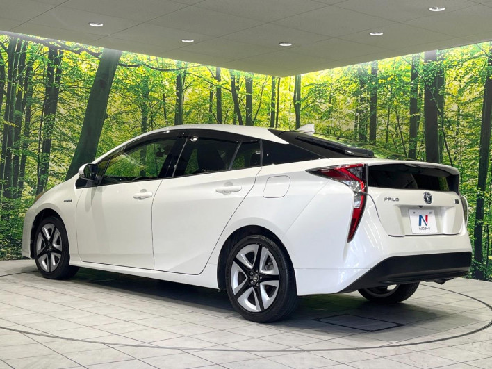 2017 Toyota Prius DAA-ZVW50 (UW-6a0931eed63ce)[8]