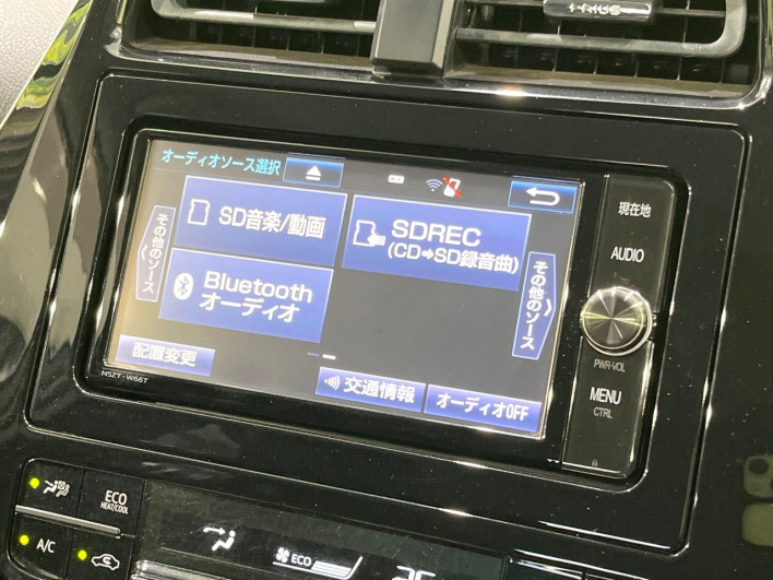 2017 Toyota Prius DAA-ZVW50 (UW-6a0931eed63ce)[23]