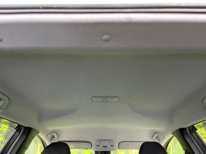 2017 Toyota Prius DAA-ZVW50 (UW-6a0931eed63ce)[18]