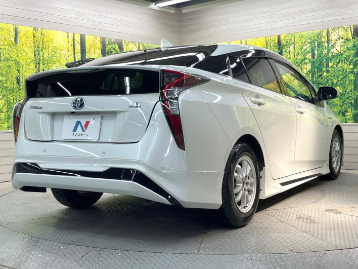 2016 Toyota Prius DAA-ZVW51 (UW-6a0931ef5270d)[10]