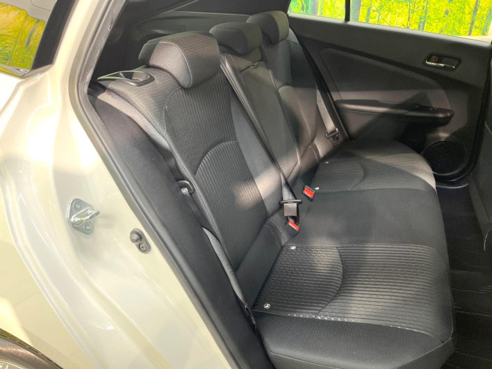 2016 Toyota Prius DAA-ZVW51 (UW-6a0931ef5270d)[24]