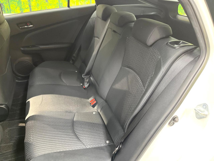 2016 Toyota Prius DAA-ZVW51 (UW-6a0931ef5270d)[23]