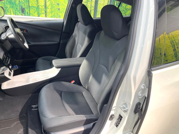 2016 Toyota Prius DAA-ZVW51 (UW-6a0931ef5270d)[22]