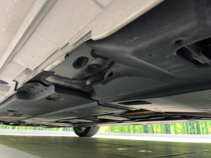 2022 Toyota Prius 6AA-ZVW51 (UW-6a0931f2086f4)[21]