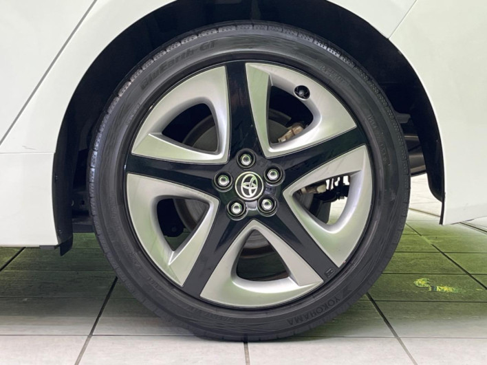 2022 Toyota Prius 6AA-ZVW51 (UW-6a0931f2086f4)[14]