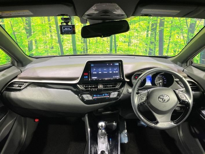 2017 Toyota C-HR DAA-ZYX10 (UW-6a093203d9b5d)[22]