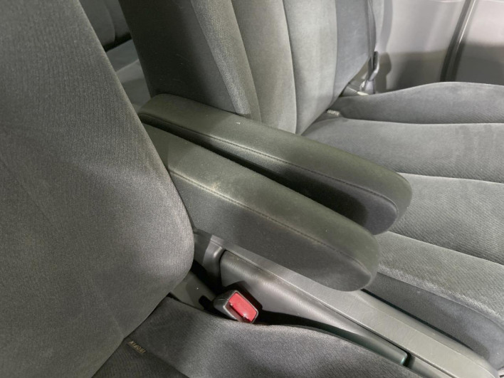 2012 Toyota Estima DBA-ACR50W (UW-6a0a819f96d83)[28]