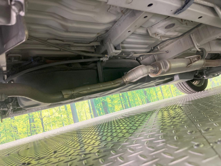 2015 Toyota Estima DBA-ACR50W (UW-6a0a81a074b75)[28]