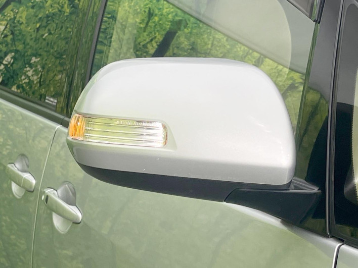 2015 Toyota Estima DBA-ACR50W (UW-6a0a81a074b75)[5]