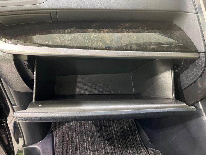 2017 Toyota Vellfire DBA-AGH35W (UW-6a0a81a8d1344)[4]