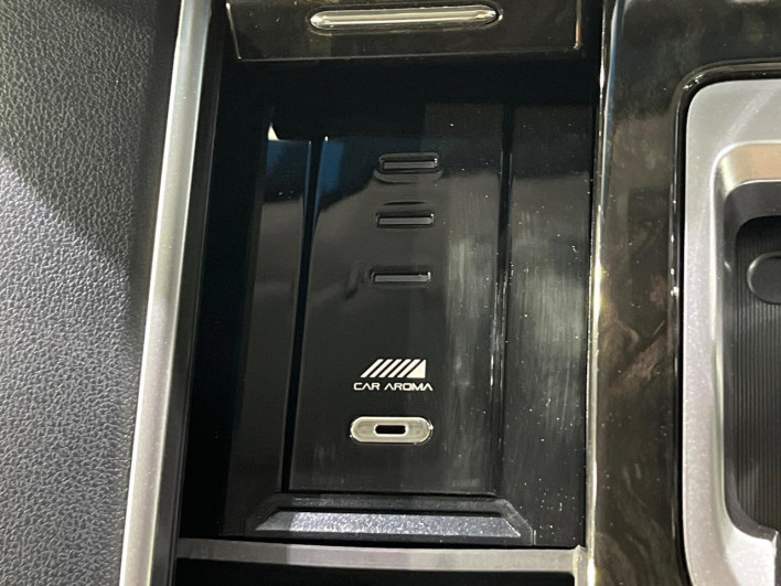 2017 Toyota Vellfire DBA-AGH35W (UW-6a0a81a8d1344)[17]