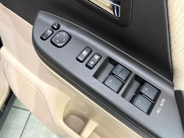 2014 Toyota Vellfire DBA-ANH20W (UW-6a0a81ac9b4d8)[25]
