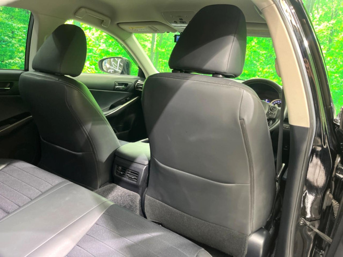 2013 Lexus IS DAA-AVE30 (UW-6a0a81ad739c4)[16]