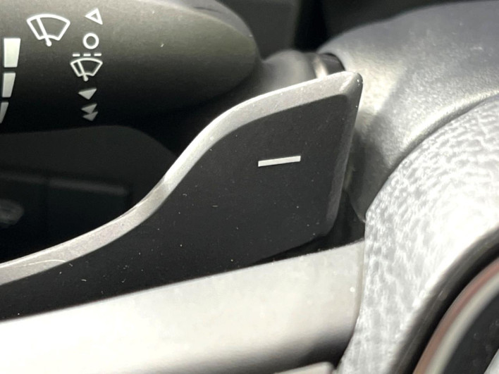 2020 Toyota Camry 6AA-AXVH75 (UW-6a0a81b7c9c23)[29]
