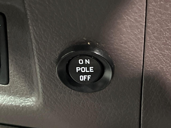 2010 Toyota SAI DAA-AZK10 (UW-6a0a81b8c684d)[20]
