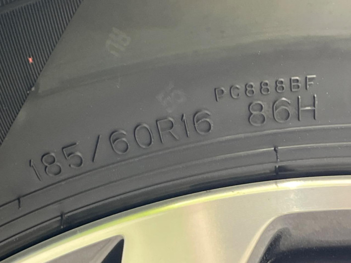 2016 Mazda Demio LDA-DJ5AS (UW-6a0a81d7bc89d)[11]