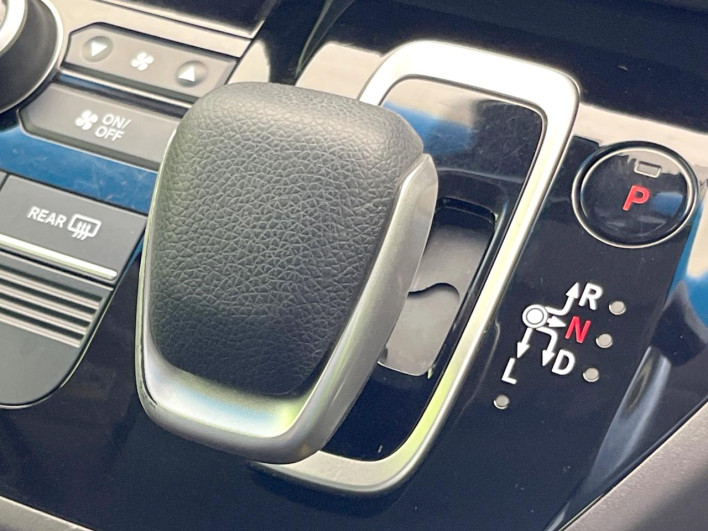2020 Honda Freed hybrid 6AA-GB7 (UW-6a0a81ea0aea5)[24]