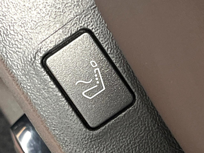 2024 Mitsubishi OUTLANDER PHEV 5LA-GN0W (UW-6a0a81f8457c3)[16]