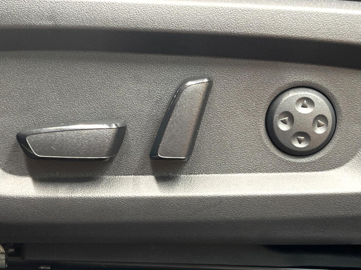 2024 Mitsubishi OUTLANDER PHEV 5LA-GN0W (UW-6a0a81f8457c3)[17]