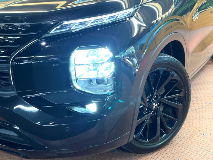 2024 Mitsubishi OUTLANDER PHEV 5LA-GN0W (UW-6a0a81f8457c3)[21]